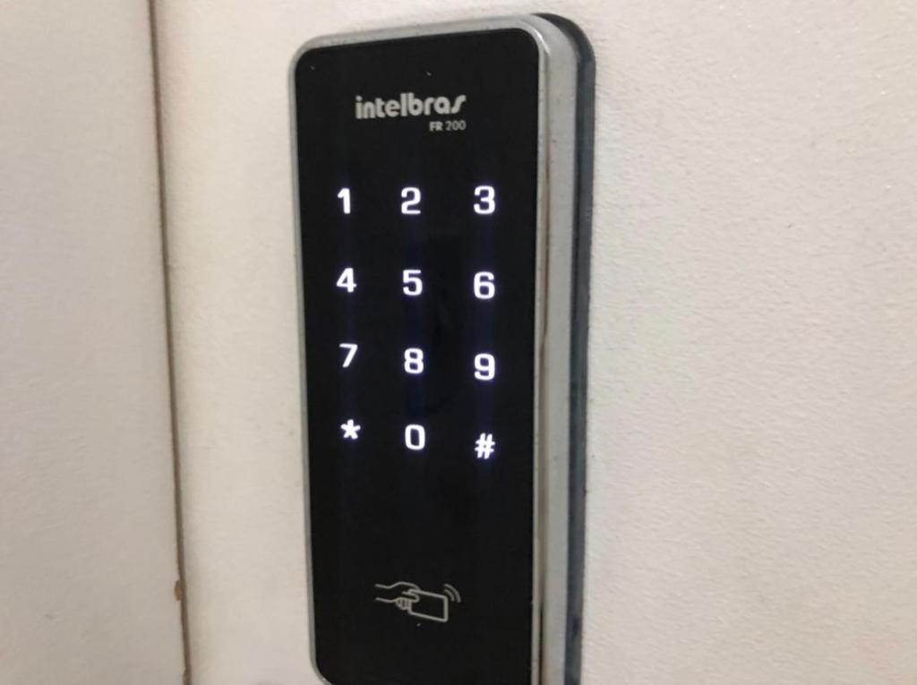 Apt2 Piscina Netflix Wifi Ar Cond Prox A 2 Shoppigns Fortaleza  Eksteriør bilde